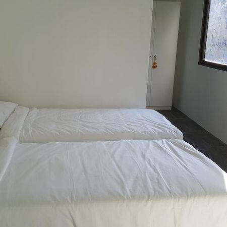 Relax Lodge Bangkok Bagian luar foto